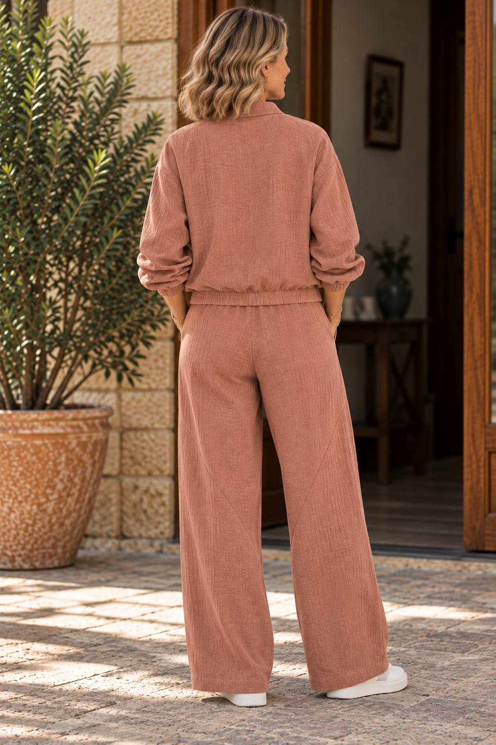 Ensemble femme veste zippée et pantalon ample en coton Quercia – SAHAJA
