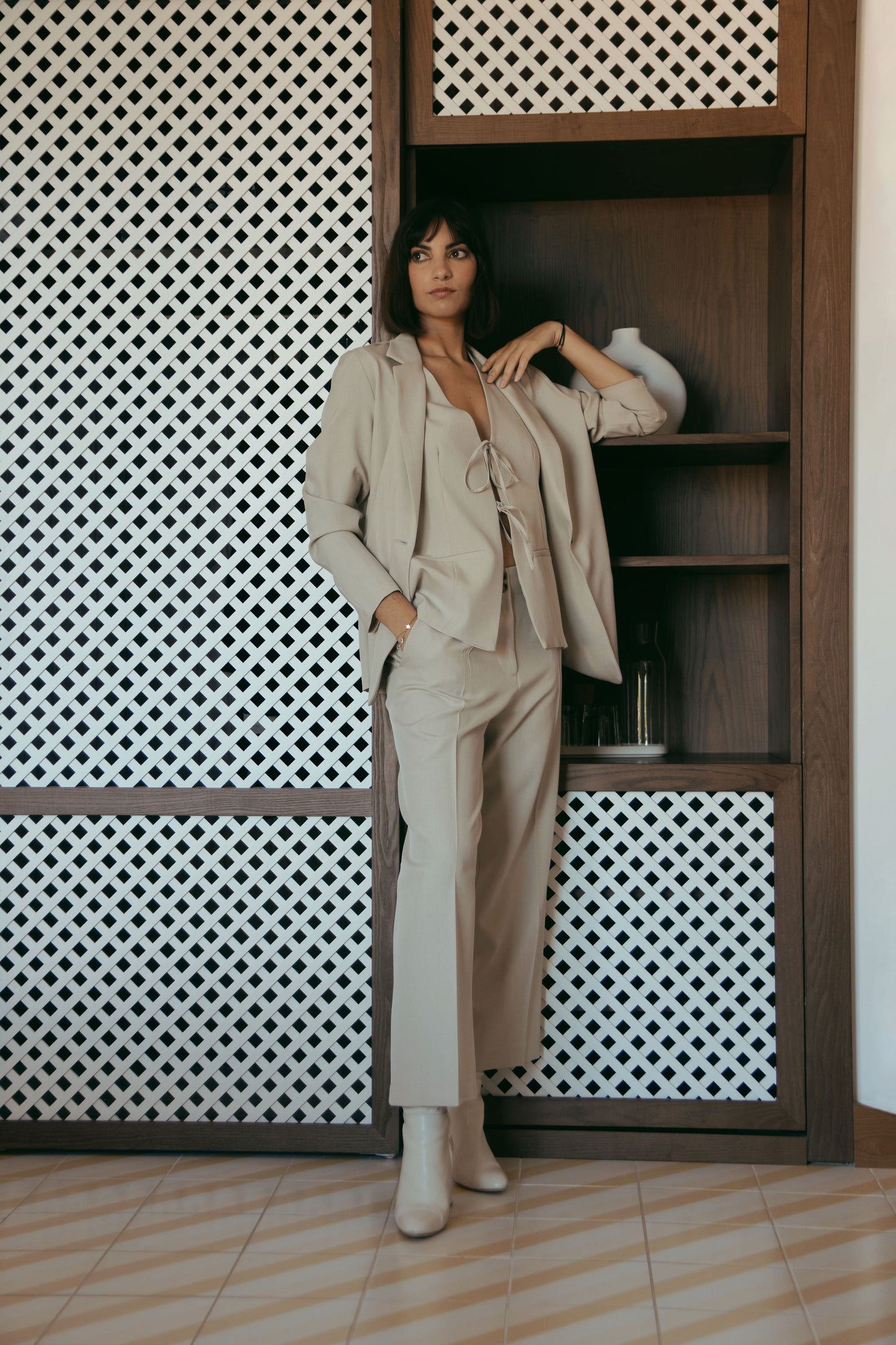 🌺 LALY — L’élégance consciente, en trois mouvements