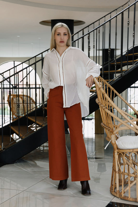 🌿 SOLEA TERRA – Jean bootcut terracotta à l’âme enracinée